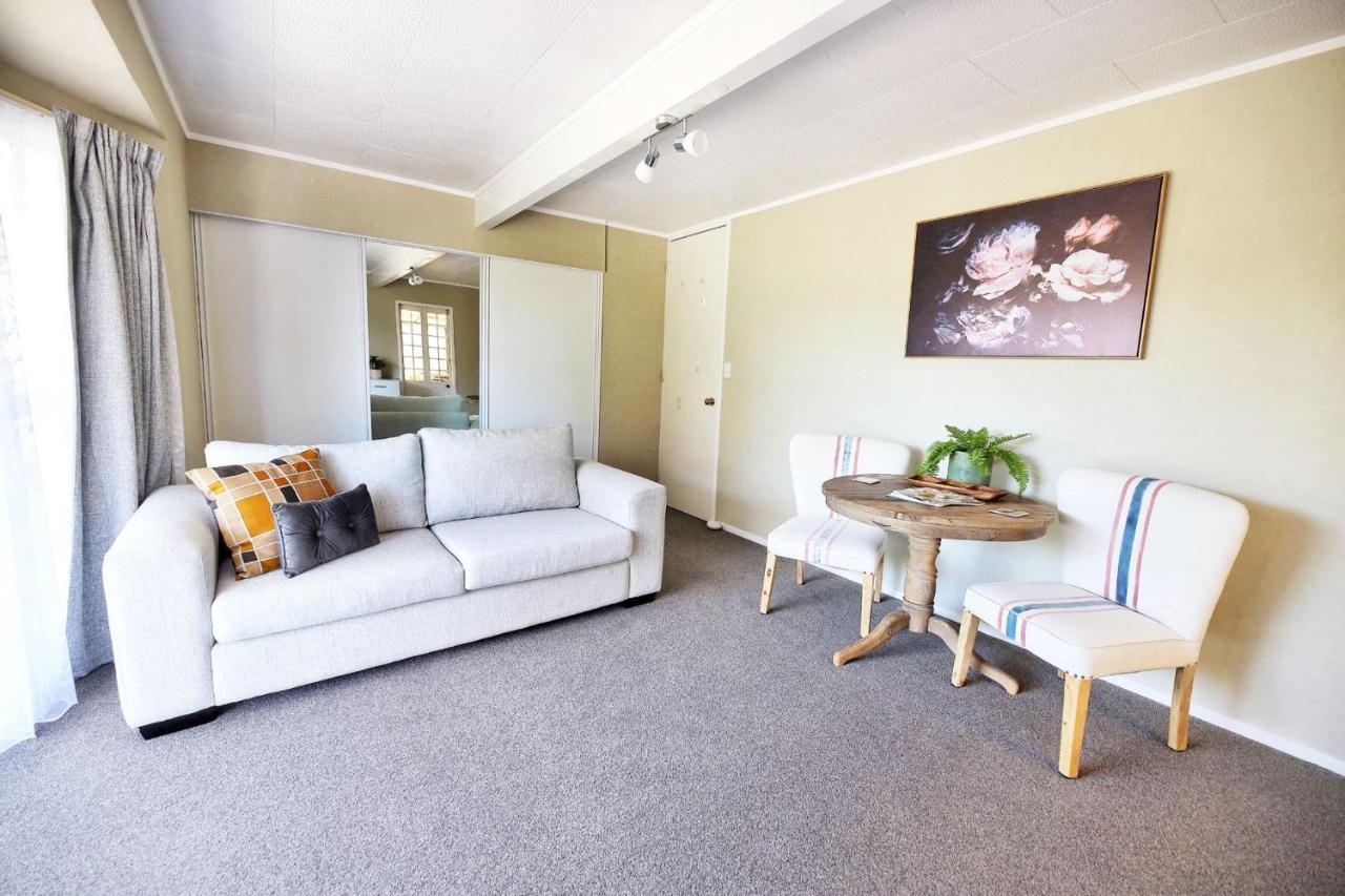 Cozy 1Br Stay In Taupo Central Eksteriør billede